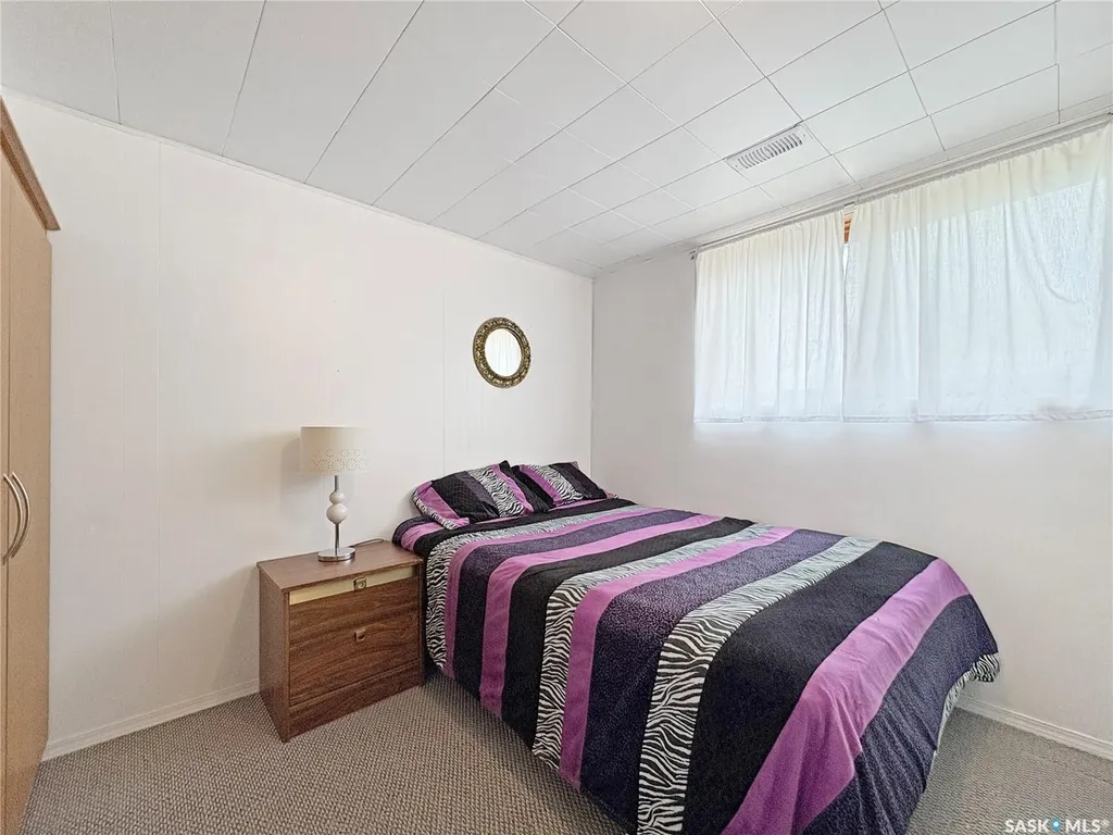 602 104th Street North Battleford SK S9A 1M8