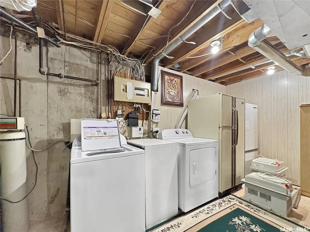 602 104th Street North Battleford SK S9A 1M8