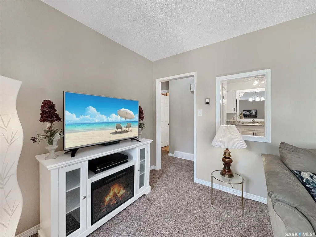 602 104th Street North Battleford SK S9A 1M8