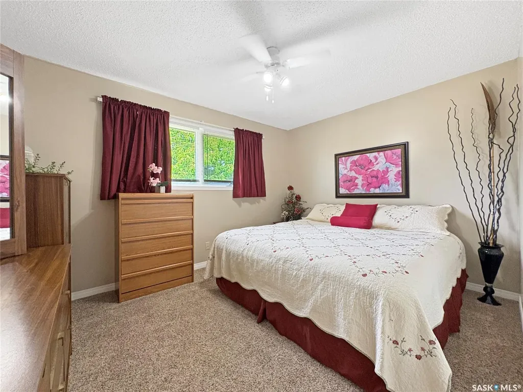 602 104th Street North Battleford SK S9A 1M8
