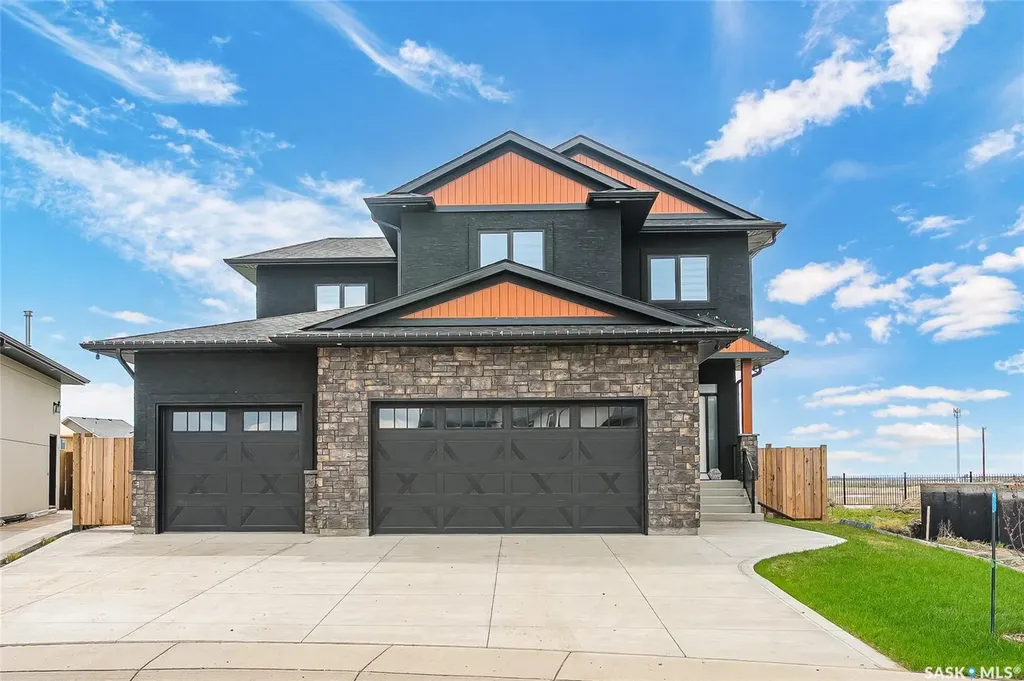 862 Bentley Manor Saskatoon SK S7L 6P4