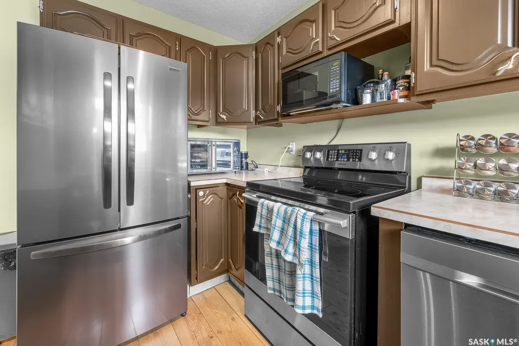10 Bastedo Crescent Regina SK S4T 6X9