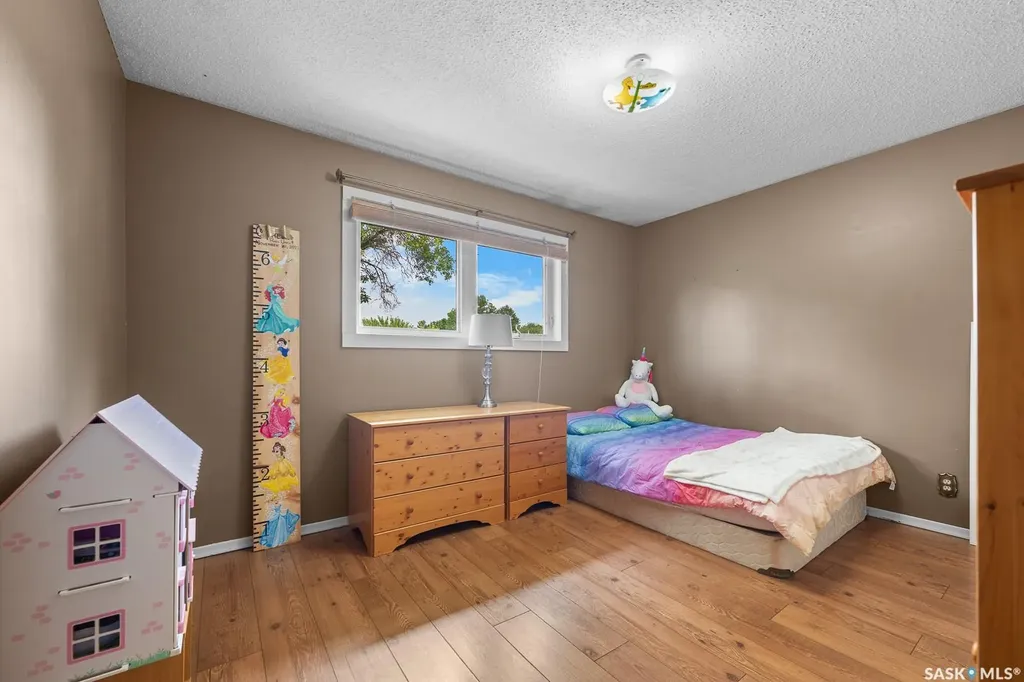 10 Bastedo Crescent Regina SK S4T 6X9