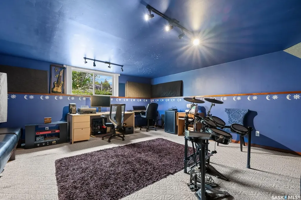 10 Bastedo Crescent Regina SK S4T 6X9