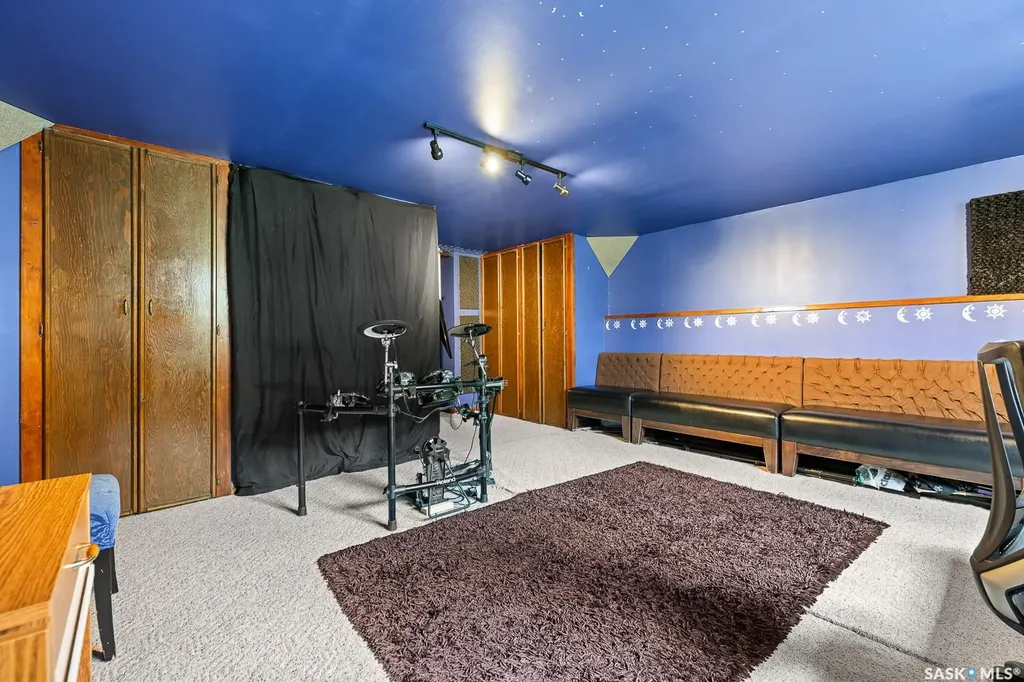 10 Bastedo Crescent Regina SK S4T 6X9