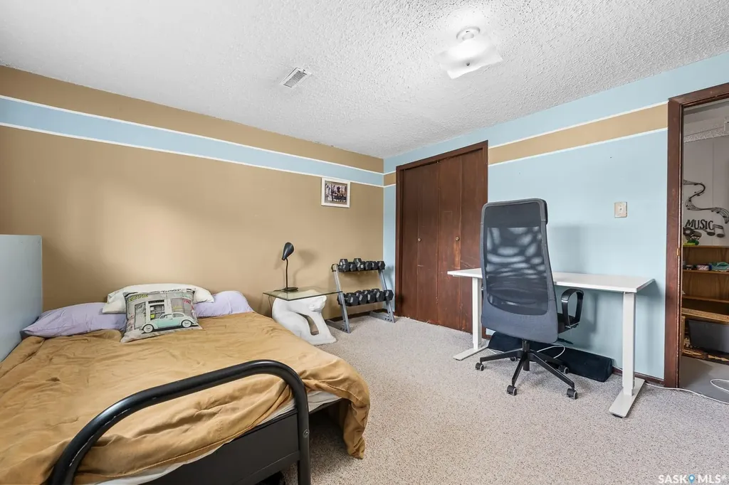 10 Bastedo Crescent Regina SK S4T 6X9