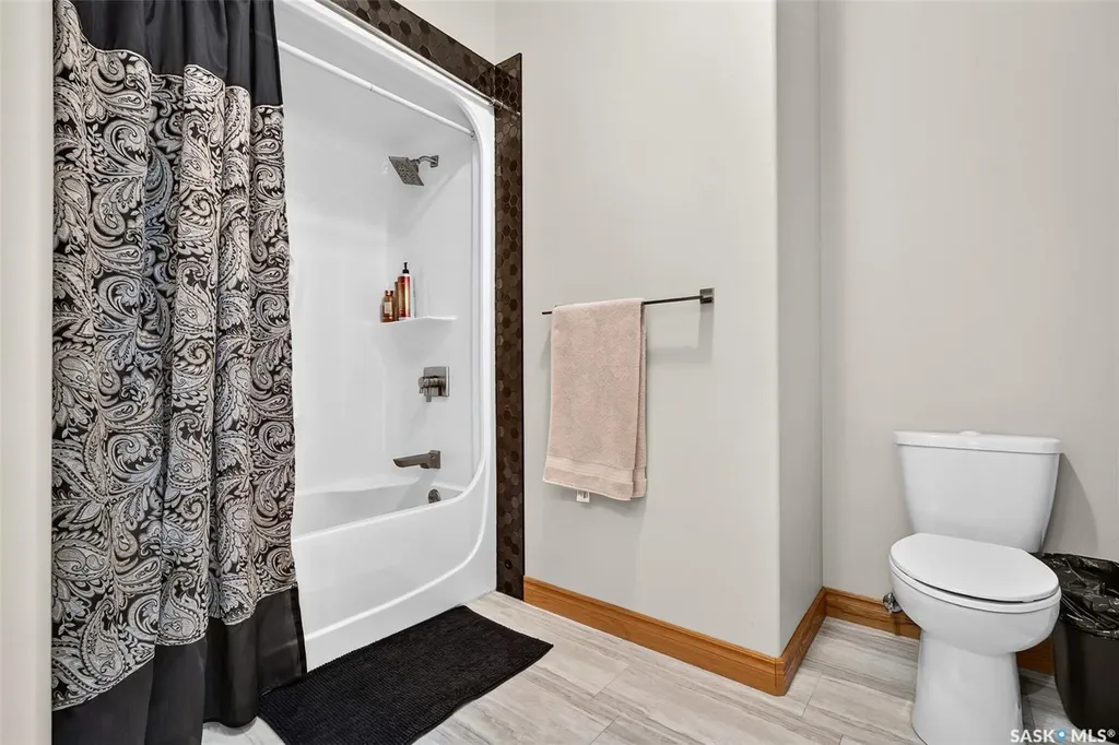 1232 Tatanka Drive Sun Valley SK S0C 4H0