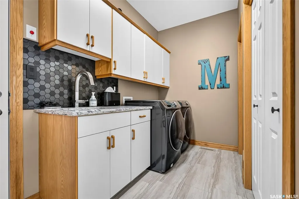 1232 Tatanka Drive Sun Valley SK S0C 4H0