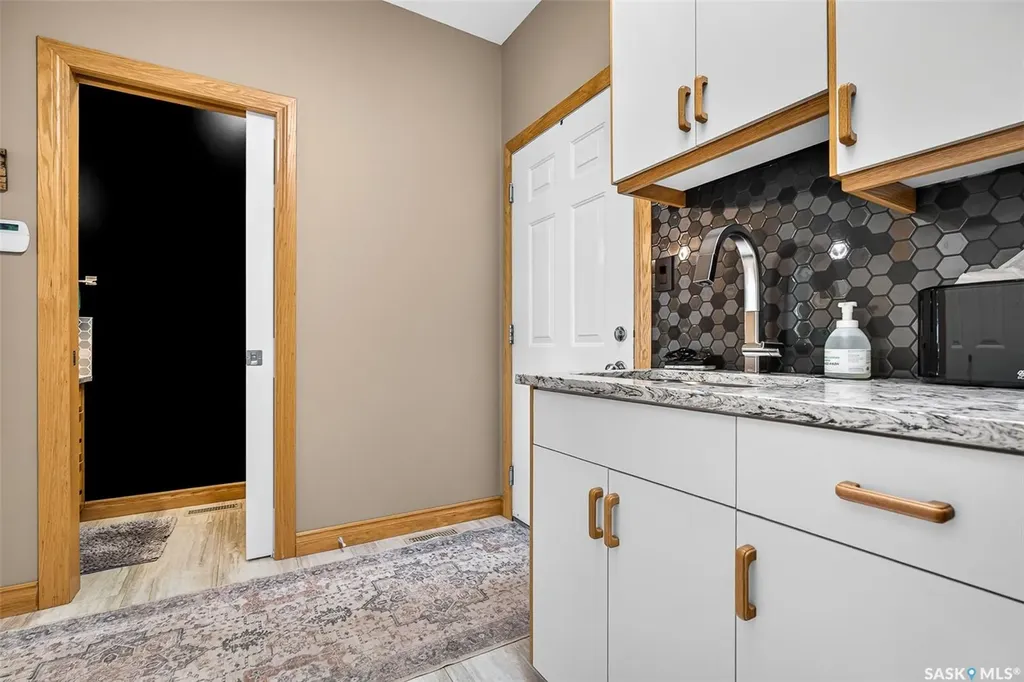 1232 Tatanka Drive Sun Valley SK S0C 4H0