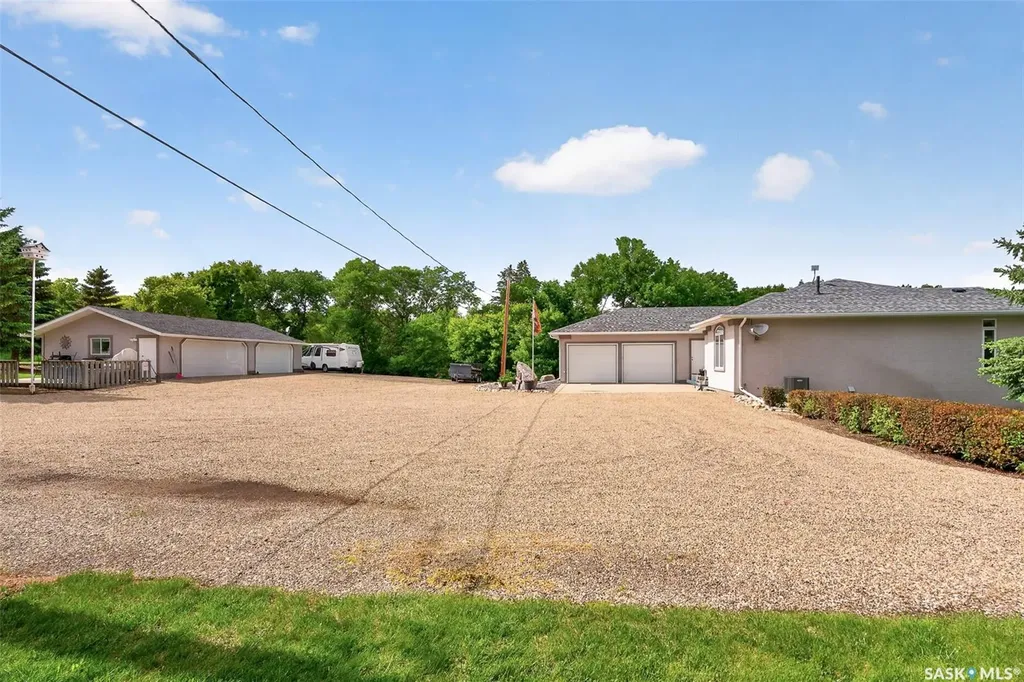1232 Tatanka Drive Sun Valley SK S0C 4H0