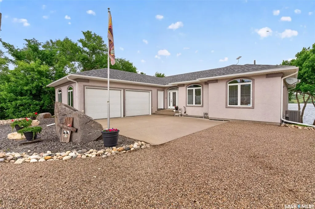 1232 Tatanka Drive Sun Valley SK S0C 4H0