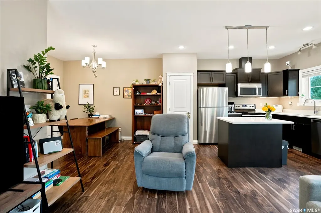 113 Salloum Crescent Saskatoon SK S7W 0V1