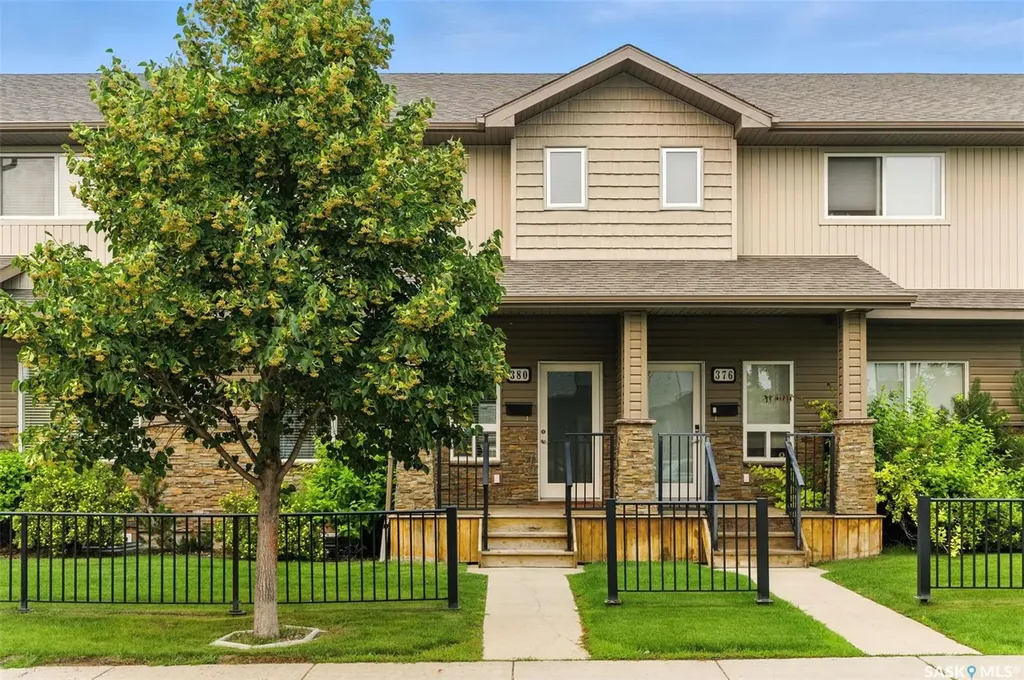 380 Willowgrove Lane Saskatoon SK S7W 0E5