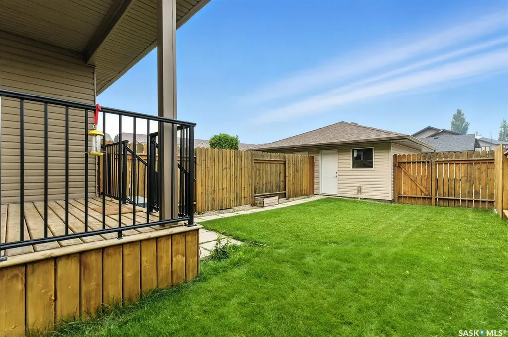 380 Willowgrove Lane Saskatoon SK S7W 0E5