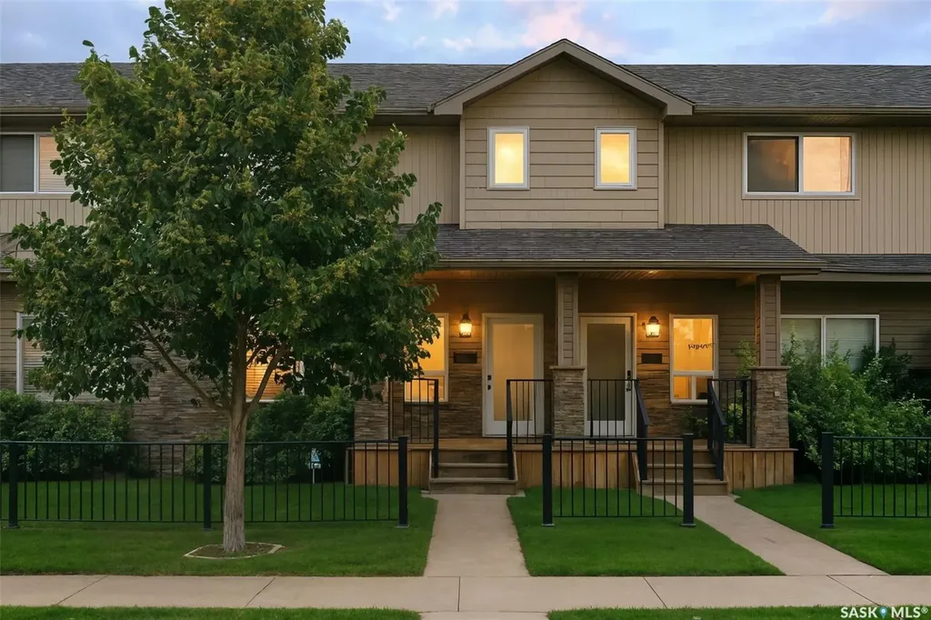 380 Willowgrove Lane Saskatoon SK S7W 0E5