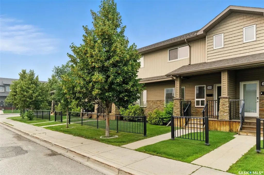 380 Willowgrove Lane Saskatoon SK S7W 0E5