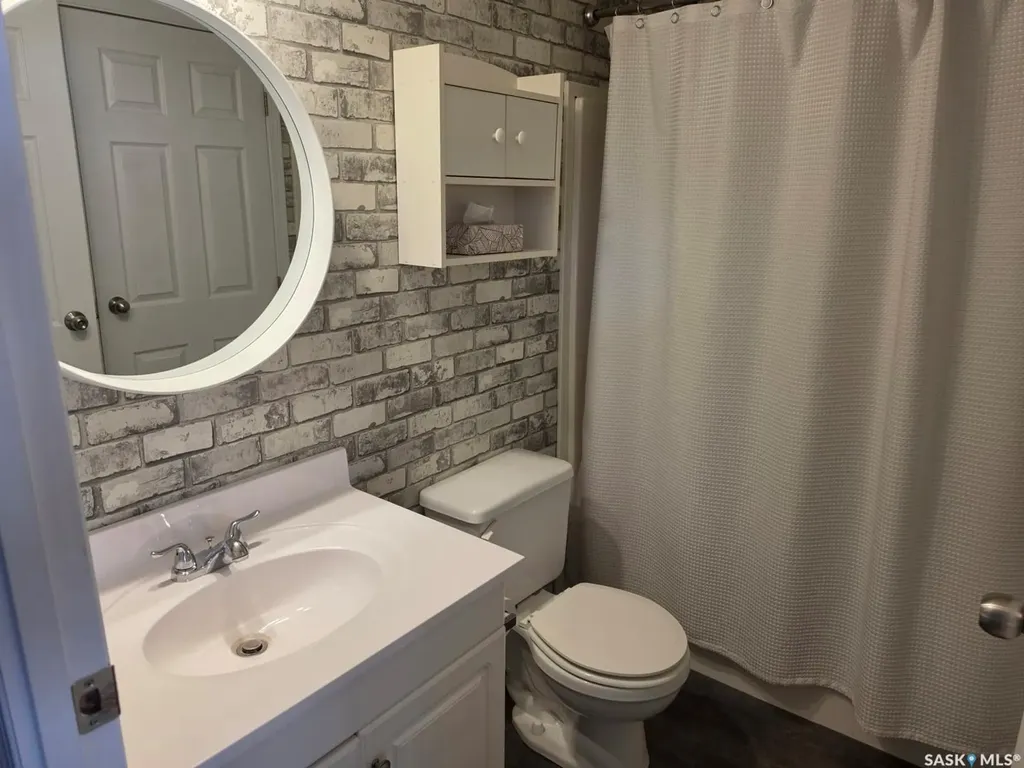 180 10th Street Buena Vista SK S2V 1B1