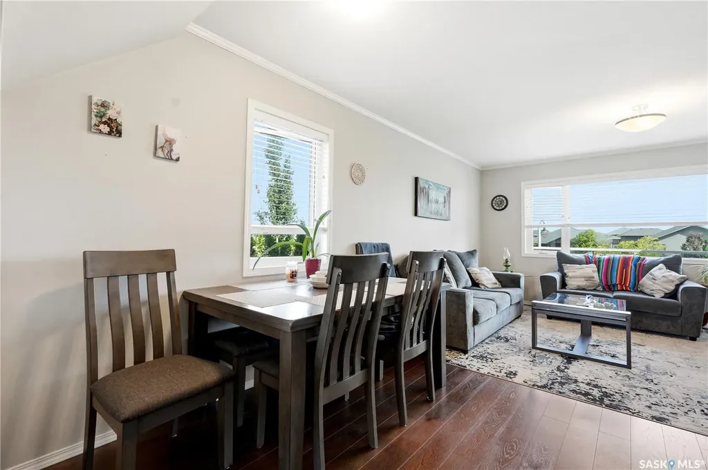 275 Pringle Lane Saskatoon SK S7T 0T5