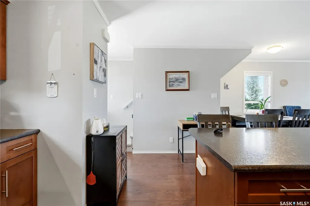 275 Pringle Lane Saskatoon SK S7T 0T5