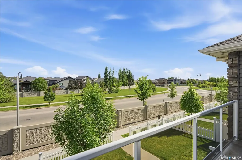 275 Pringle Lane Saskatoon SK S7T 0T5