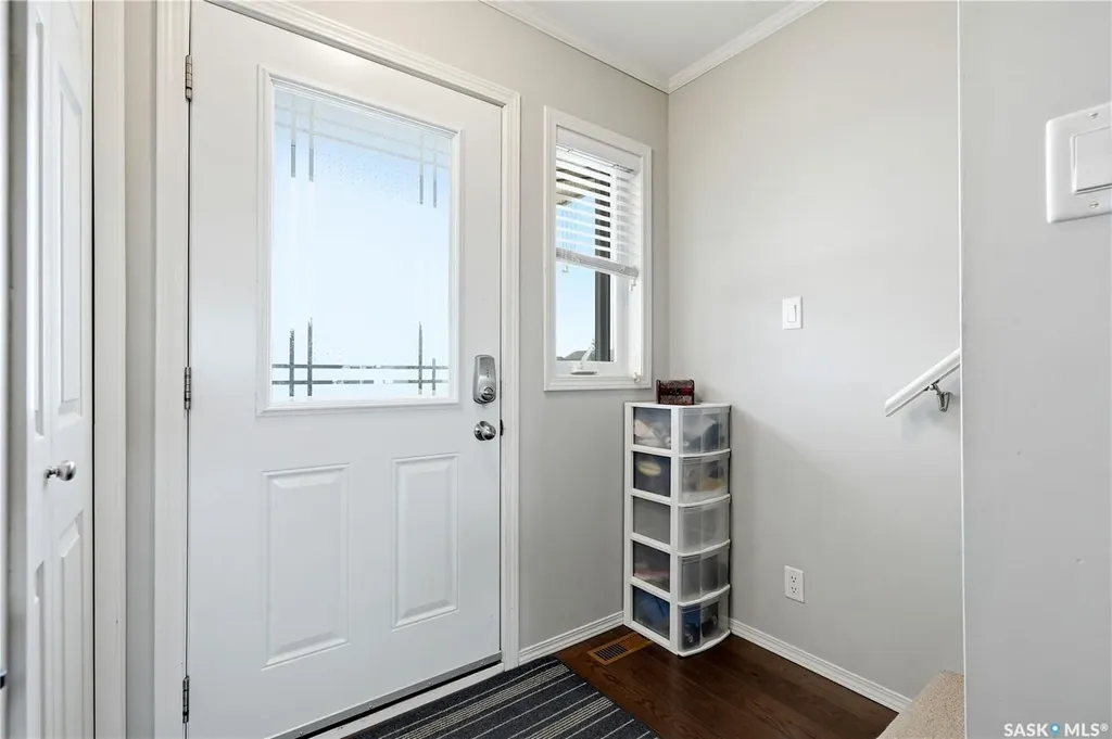 275 Pringle Lane Saskatoon SK S7T 0T5