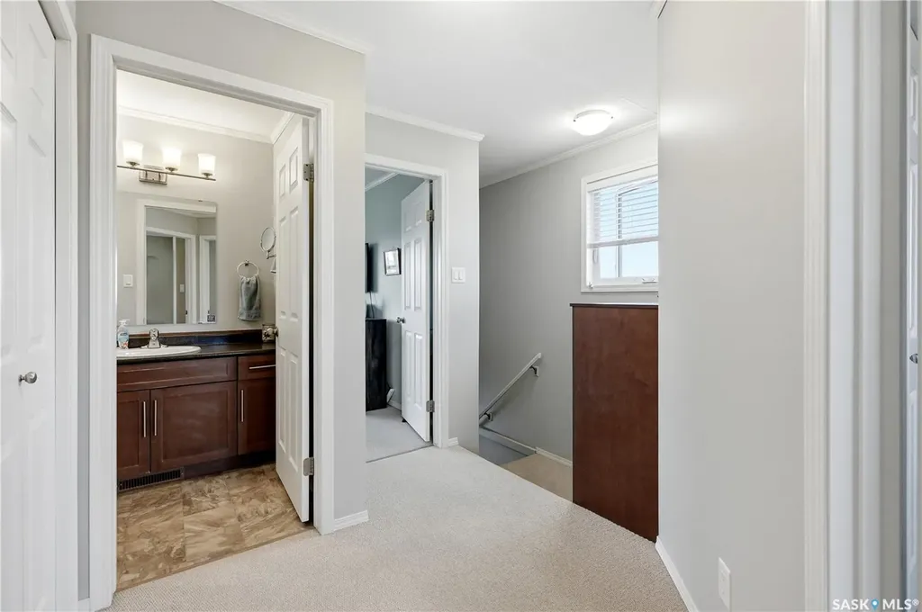 275 Pringle Lane Saskatoon SK S7T 0T5