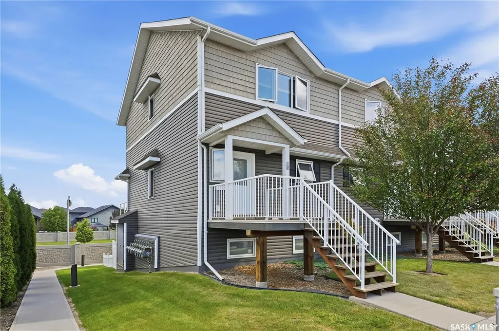 275 Pringle Lane Saskatoon SK S7T 0T5