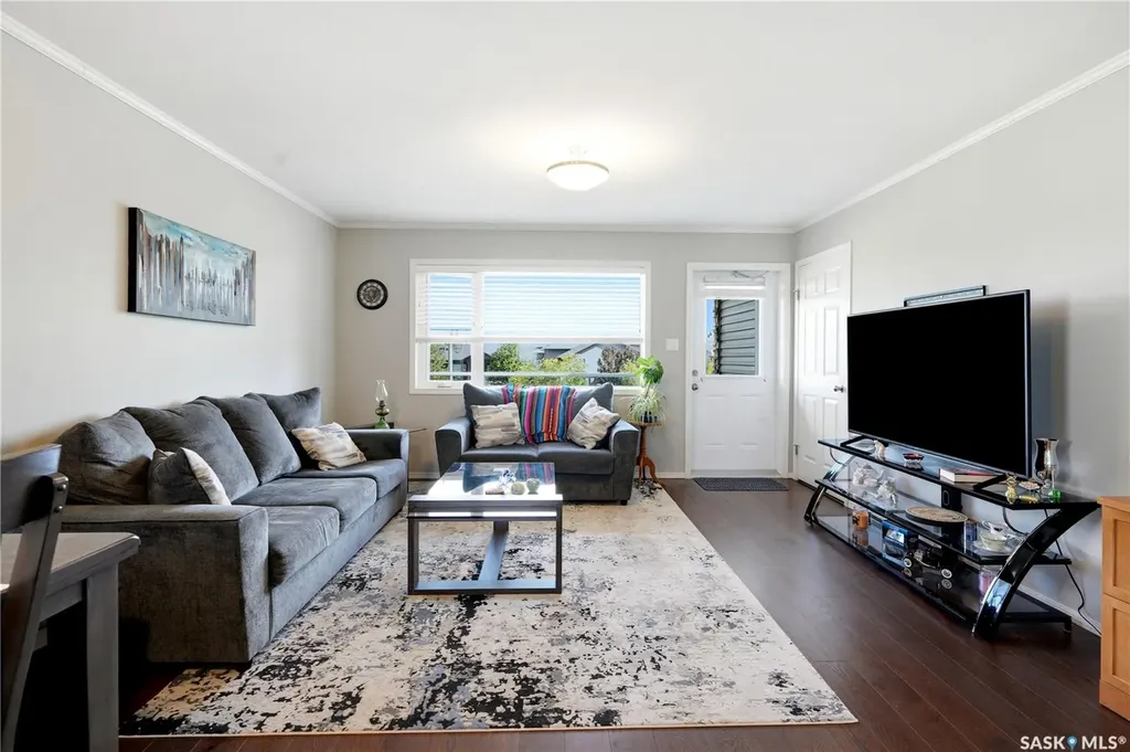 275 Pringle Lane Saskatoon SK S7T 0T5