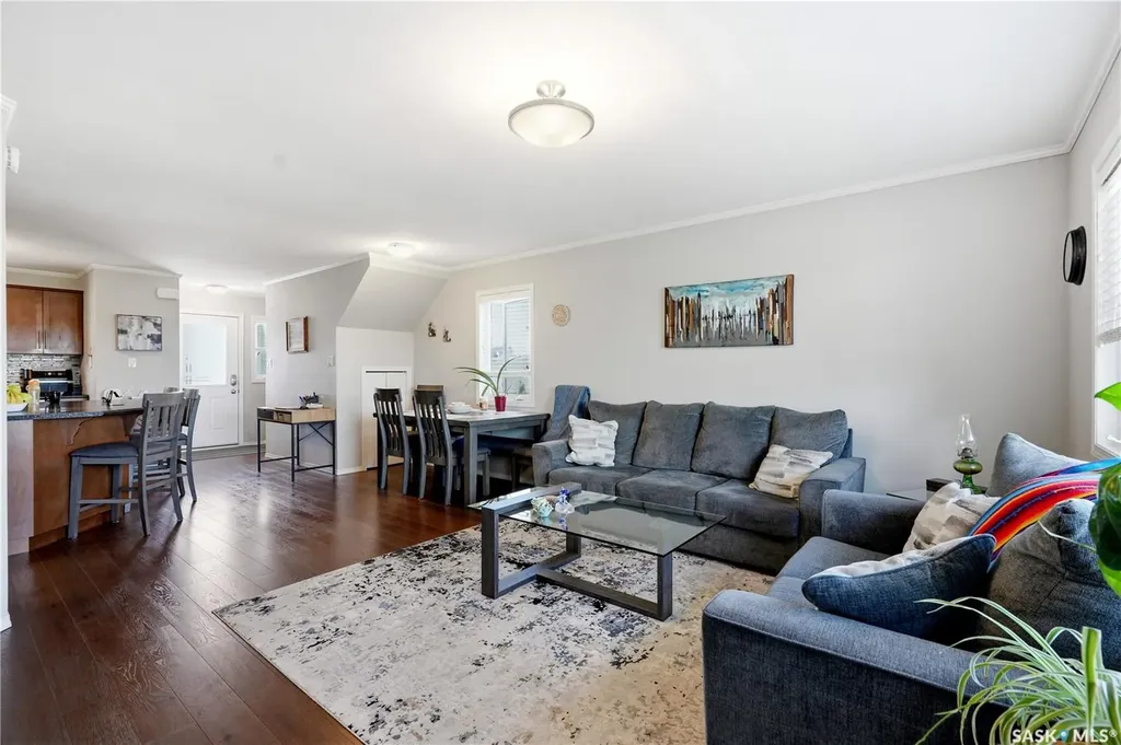 275 Pringle Lane Saskatoon SK S7T 0T5