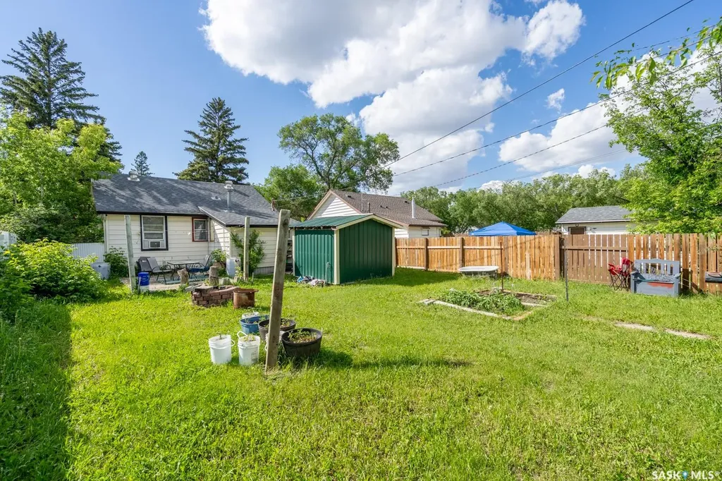 3 Ingersoll Crescent Regina SK S4T 5Y8