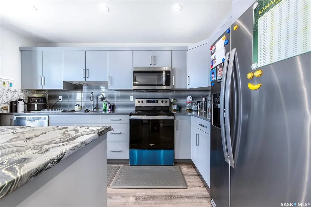 4166 Diefenbaker Drive Saskatoon SK S7I 6W8