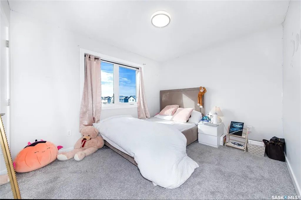 4166 Diefenbaker Drive Saskatoon SK S7I 6W8