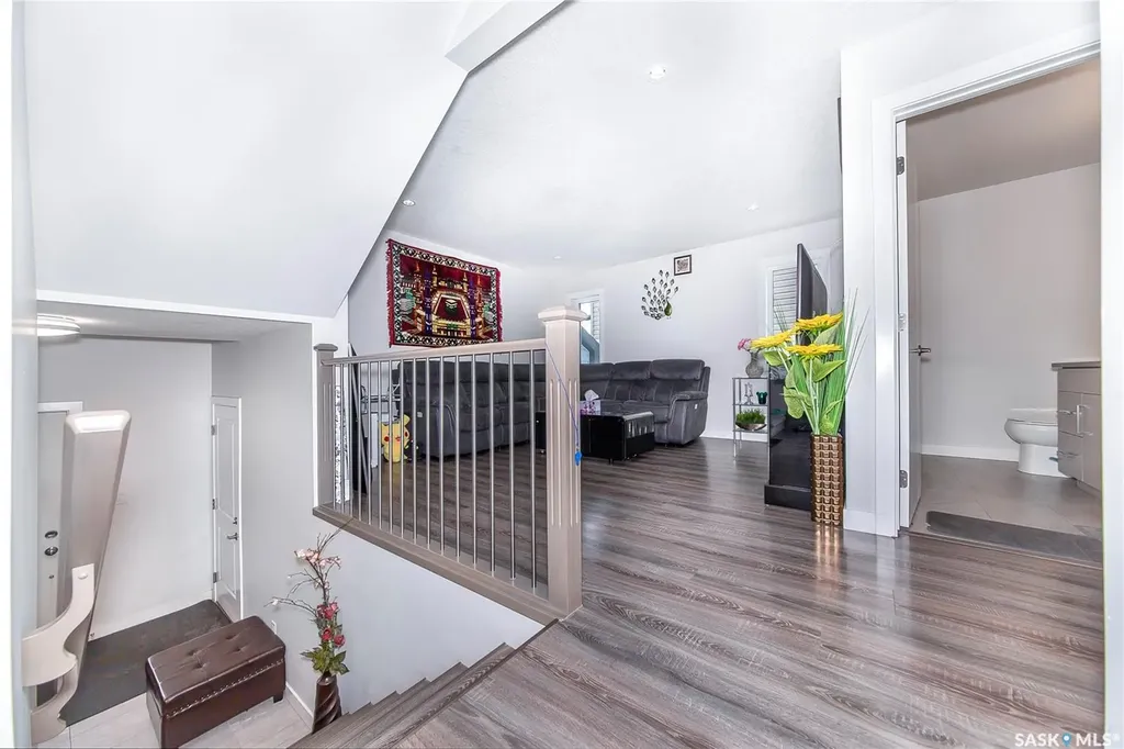 4166 Diefenbaker Drive Saskatoon SK S7I 6W8