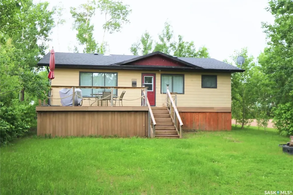 808 Potter Place Good Lake Rm No. 274 SK S0A 0L0