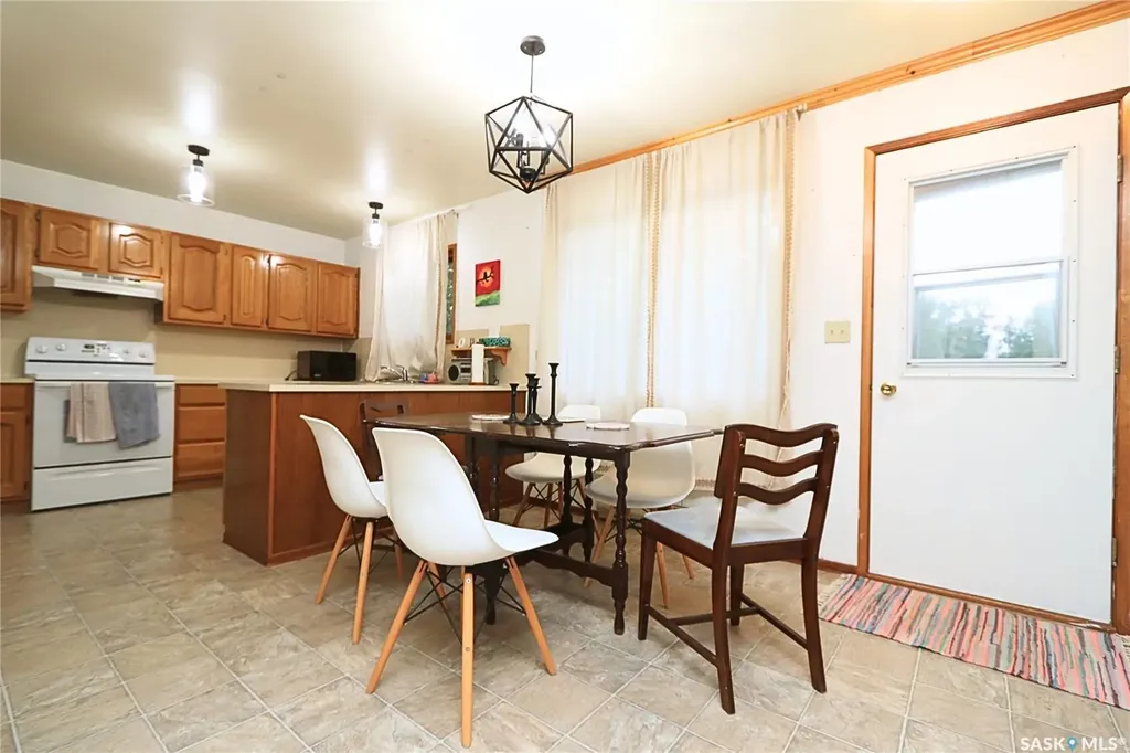 808 Potter Place Good Lake Rm No. 274 SK S0A 0L0