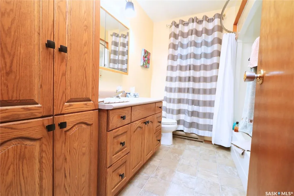 808 Potter Place Good Lake Rm No. 274 SK S0A 0L0