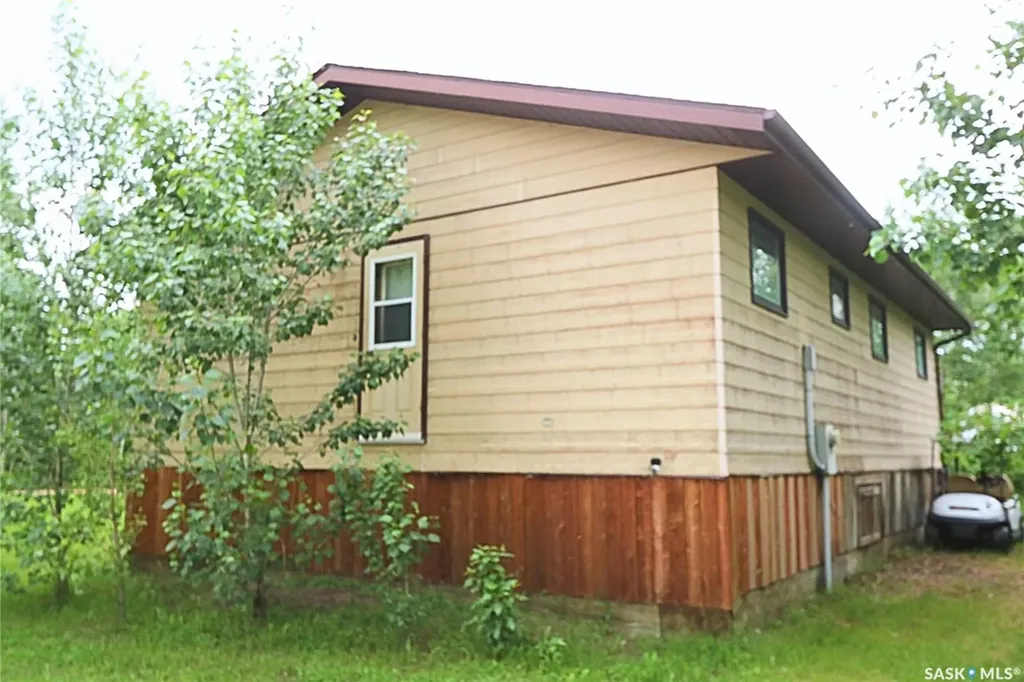808 Potter Place Good Lake Rm No. 274 SK S0A 0L0