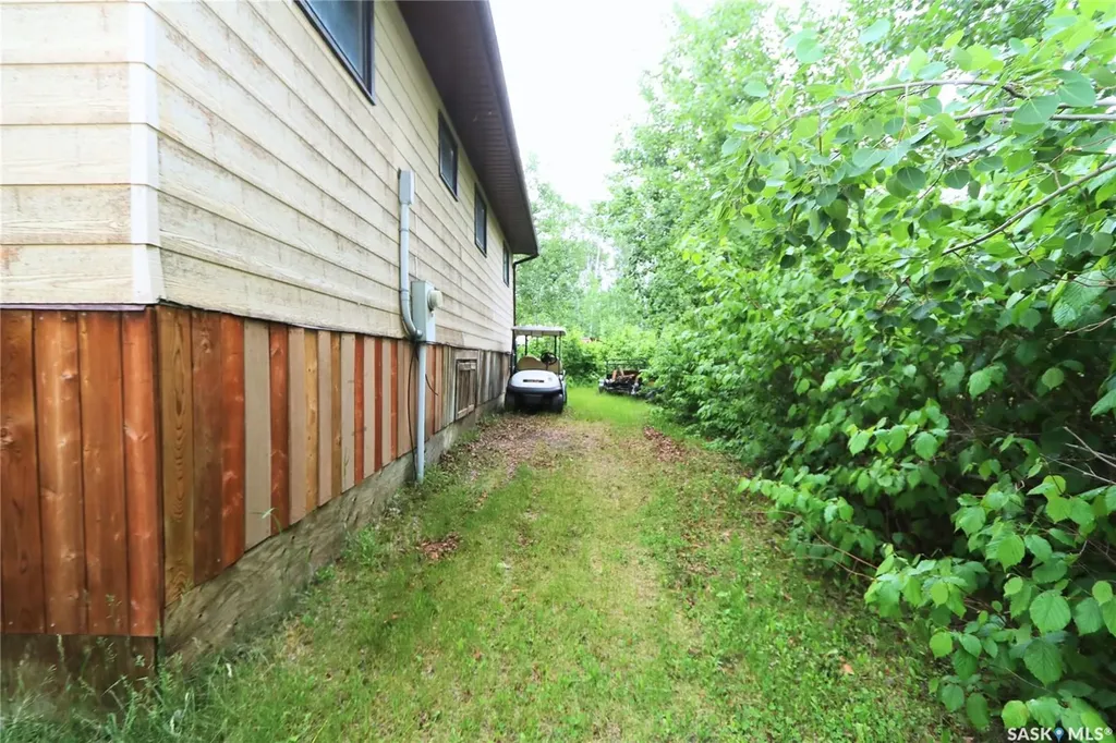 808 Potter Place Good Lake Rm No. 274 SK S0A 0L0