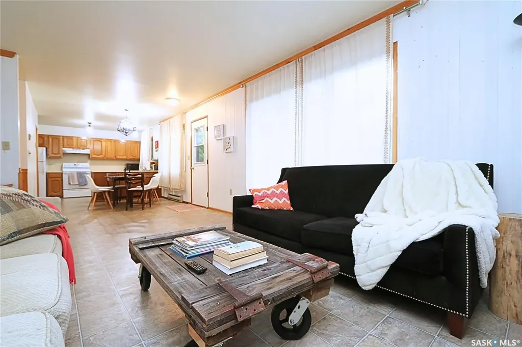 808 Potter Place Good Lake Rm No. 274 SK S0A 0L0