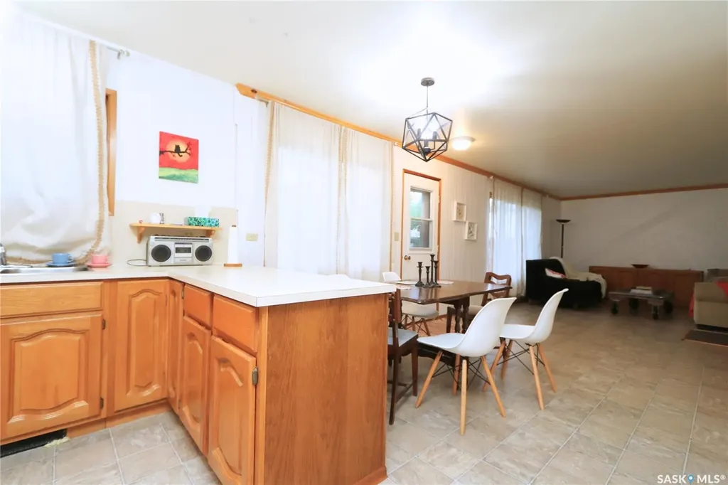 808 Potter Place Good Lake Rm No. 274 SK S0A 0L0