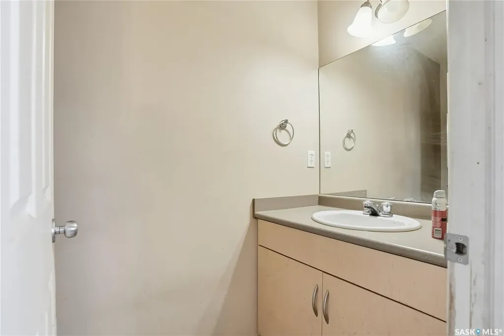 802 K Avenue N Saskatoon SK S7L 2N1