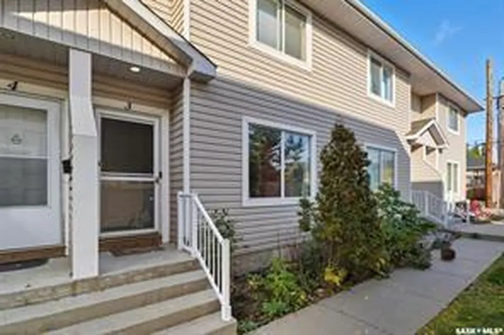 802 K Avenue N Saskatoon SK S7L 2N1