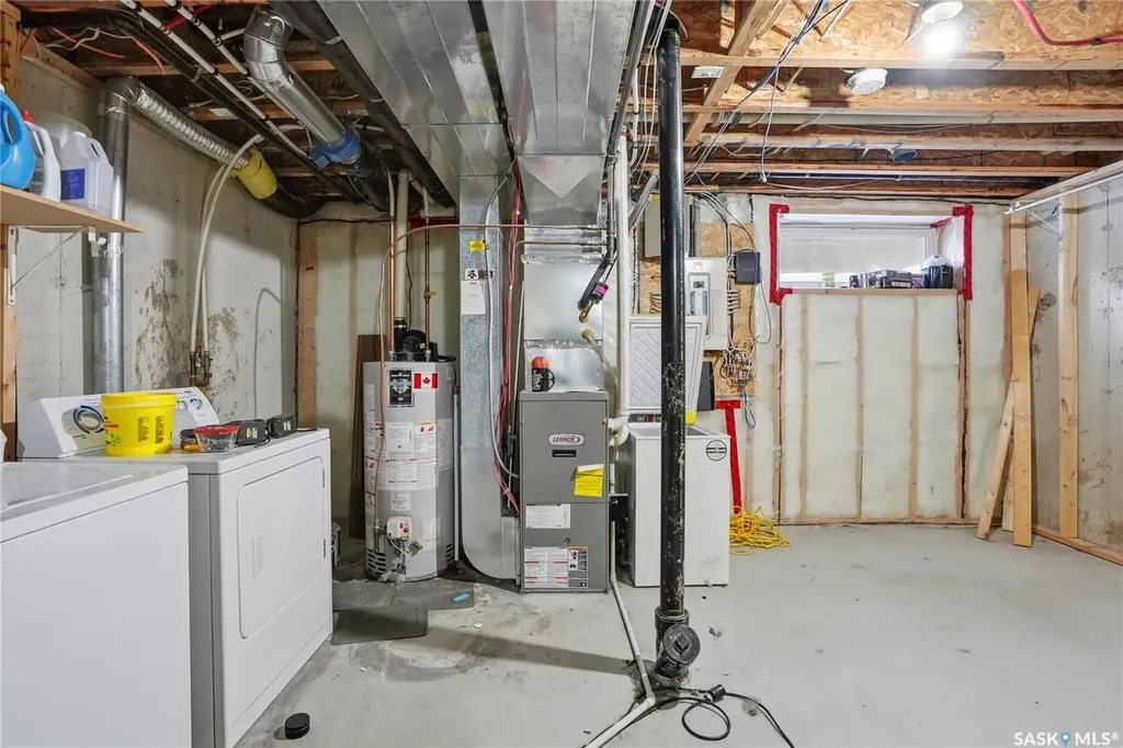 802 K Avenue N Saskatoon SK S7L 2N1