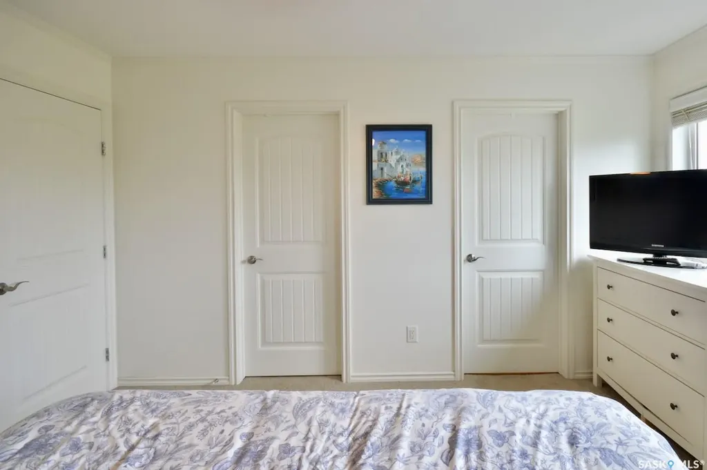 1018 Willowgrove Crescent Saskatoon SK S7W 0H7
