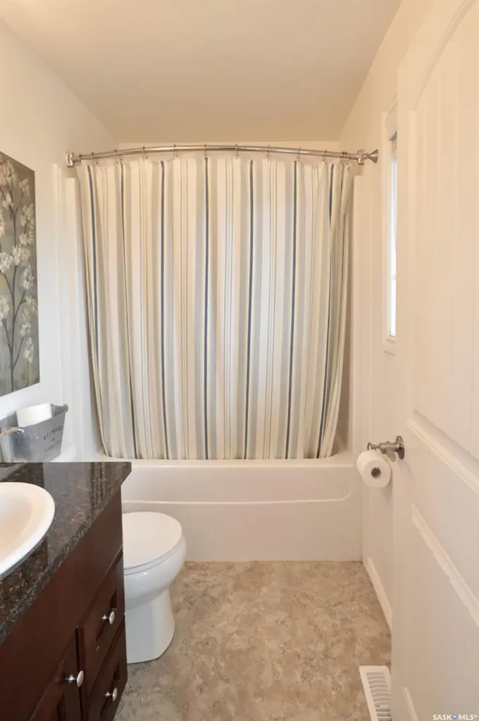 1018 Willowgrove Crescent Saskatoon SK S7W 0H7