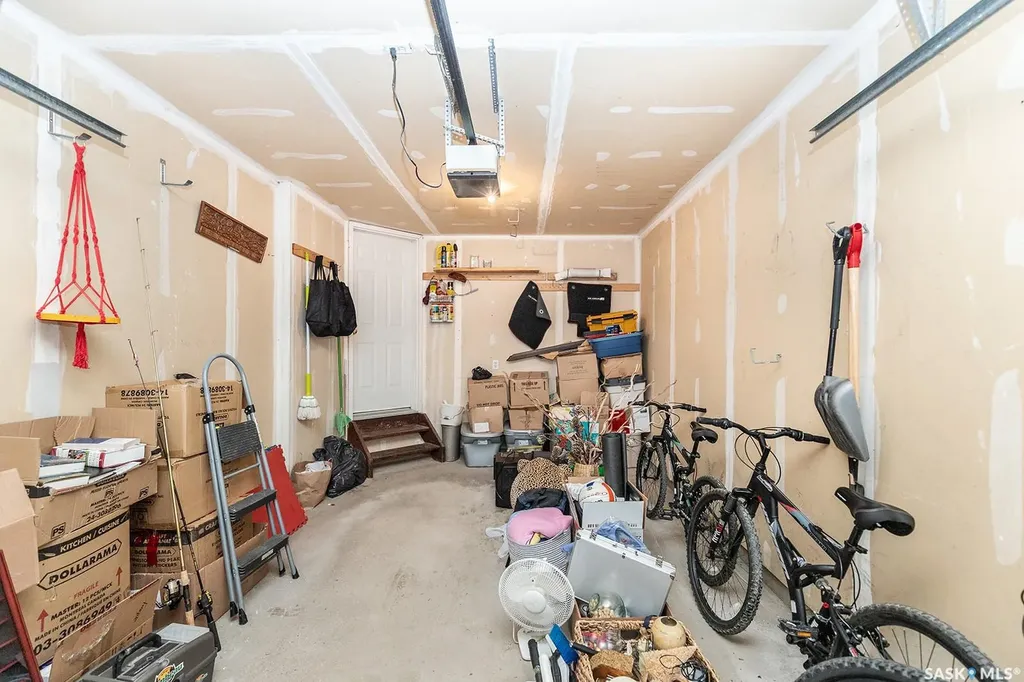 111 Fairbrother Crescent Saskatoon SK S7S 1L3