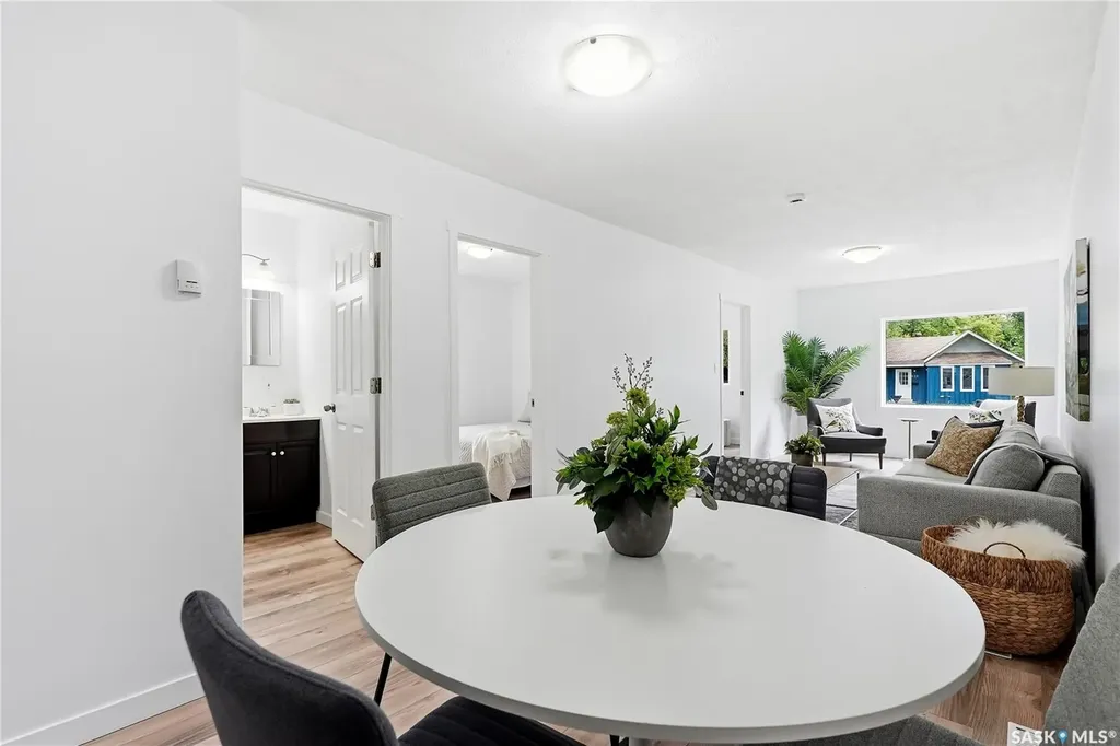 831 K Avenue N Saskatoon SK S7L 2N2