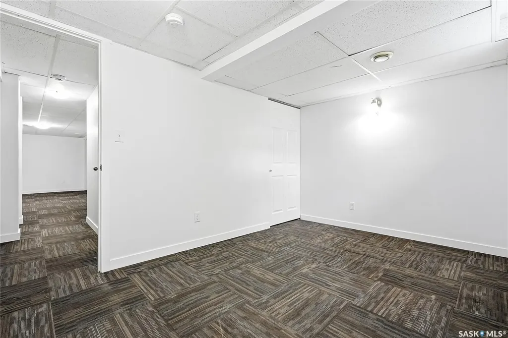 831 K Avenue N Saskatoon SK S7L 2N2