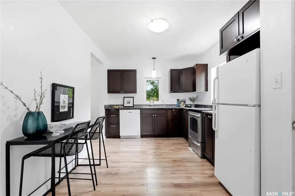 831 K Avenue N Saskatoon SK S7L 2N2