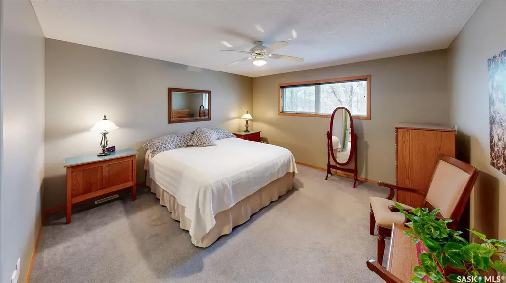 3254 Peyson Bay E Regina SK S4V 2W8